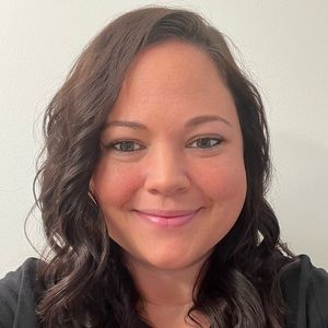 Meet your Posher, Carolyn